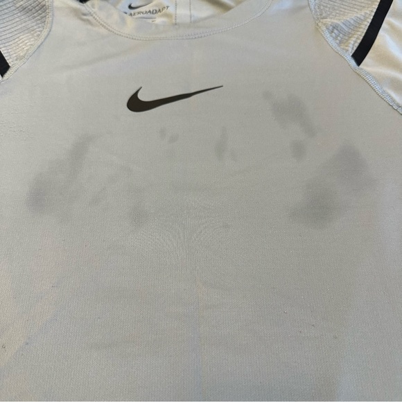 Nike Pro Aeroadapt Men's Training T-shirt - Small - Picture 8 of 10